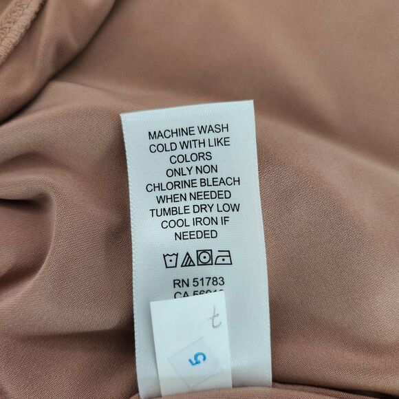 Maurices Sleeveless Pink Bodysuit NWT Size 2X Pink Plus Size Bodysuit - Picture 8 of 8